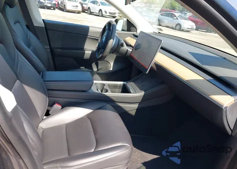 2021 Tesla Model Y Long Range Dual Motor All-Wheel Drive from USA, damaged, VIN 5YJYGDEE3MF192001